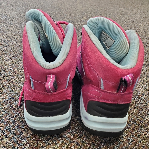 Brand new 8.5 women cabelas - Picture 5 of 9